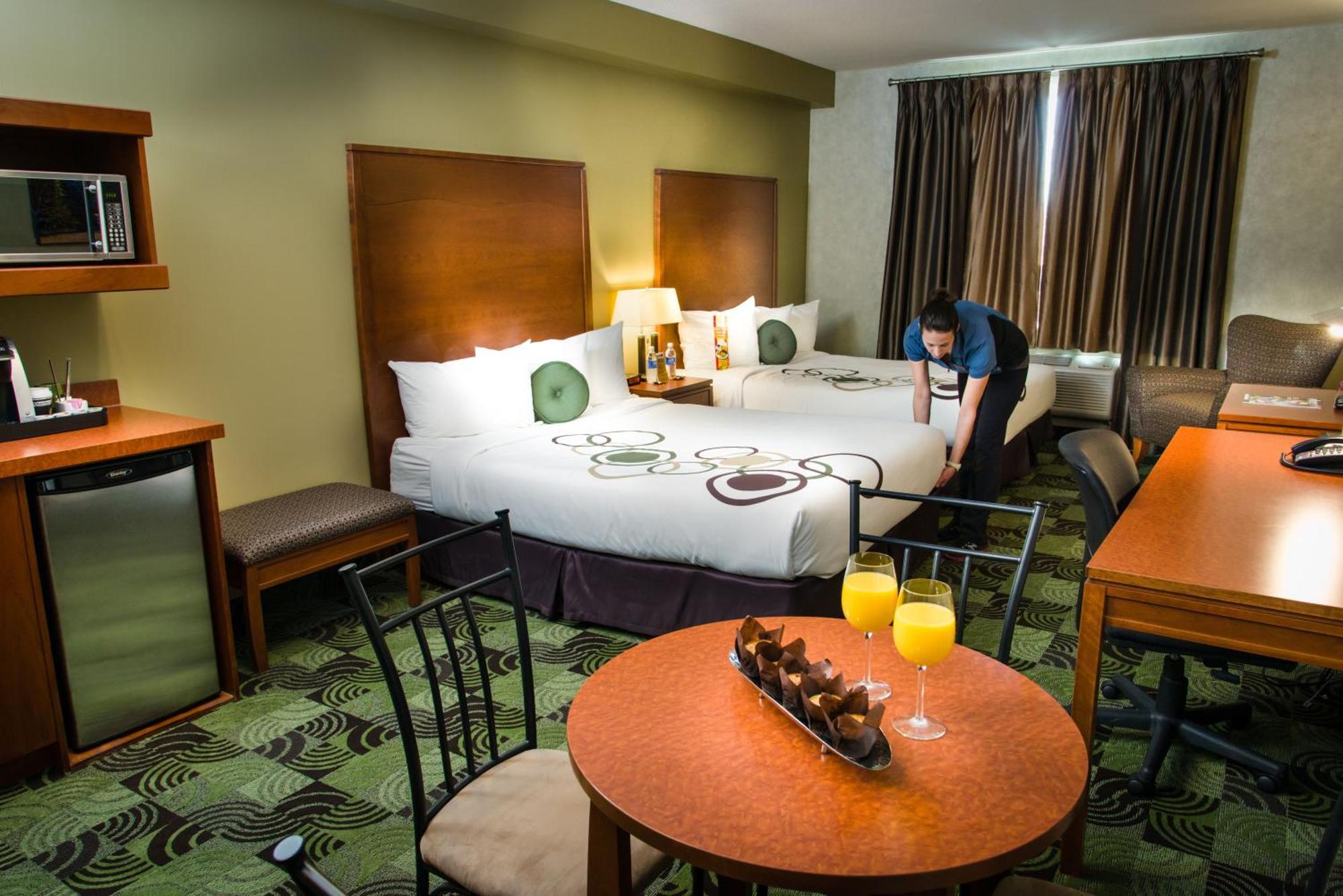 Deerfoot Inn And Casino YYC Eksteriør billede