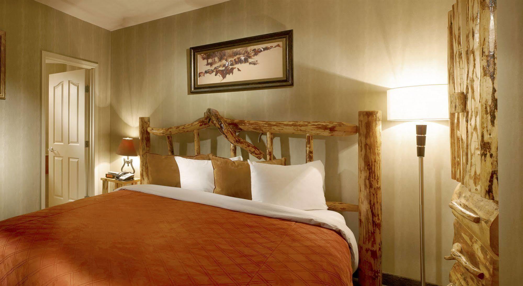 Deerfoot Inn And Casino YYC Eksteriør billede